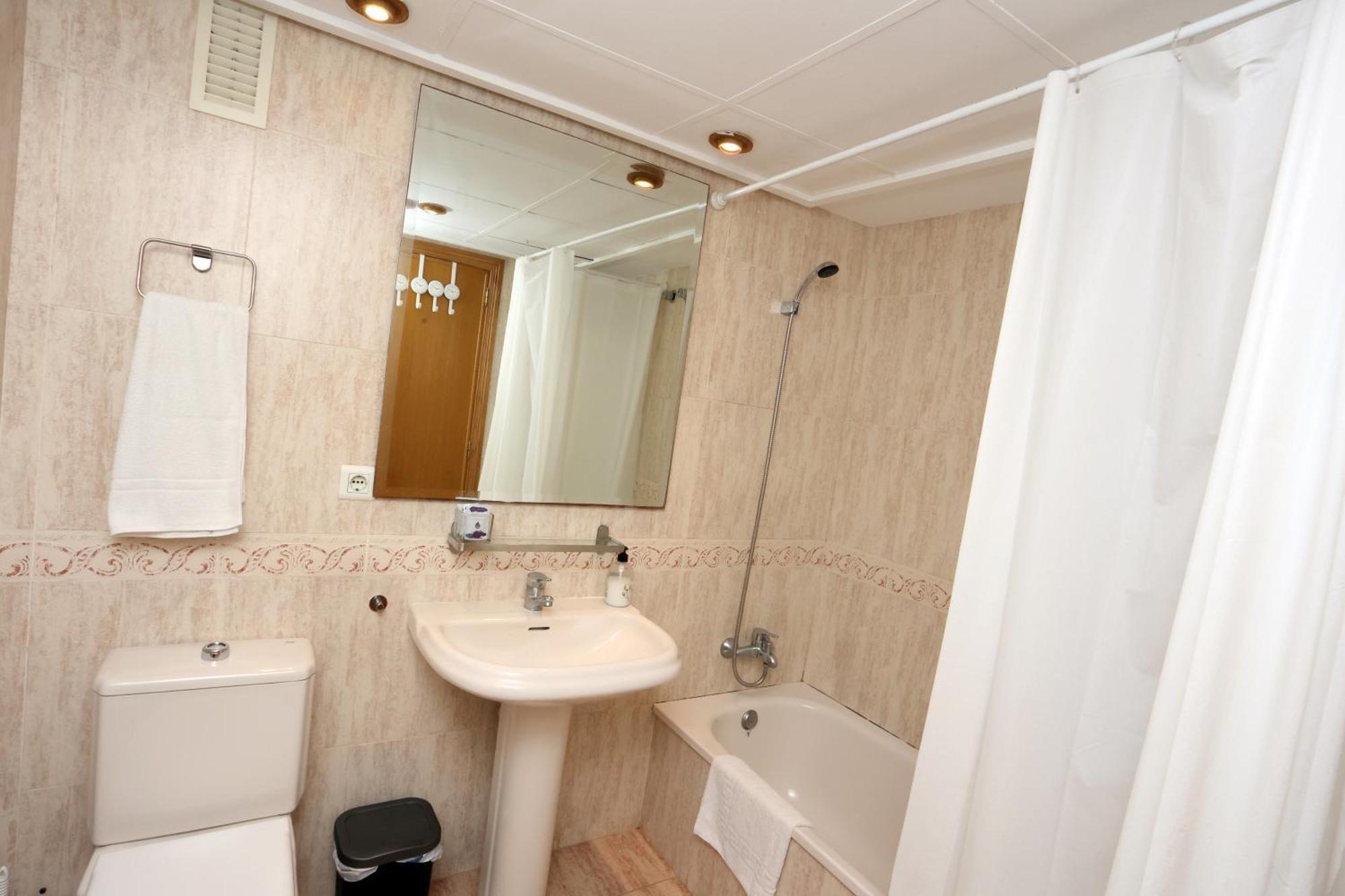 Apartamento Dos Habitaciones Primera Linea De Playa Валенсия Экстерьер фото